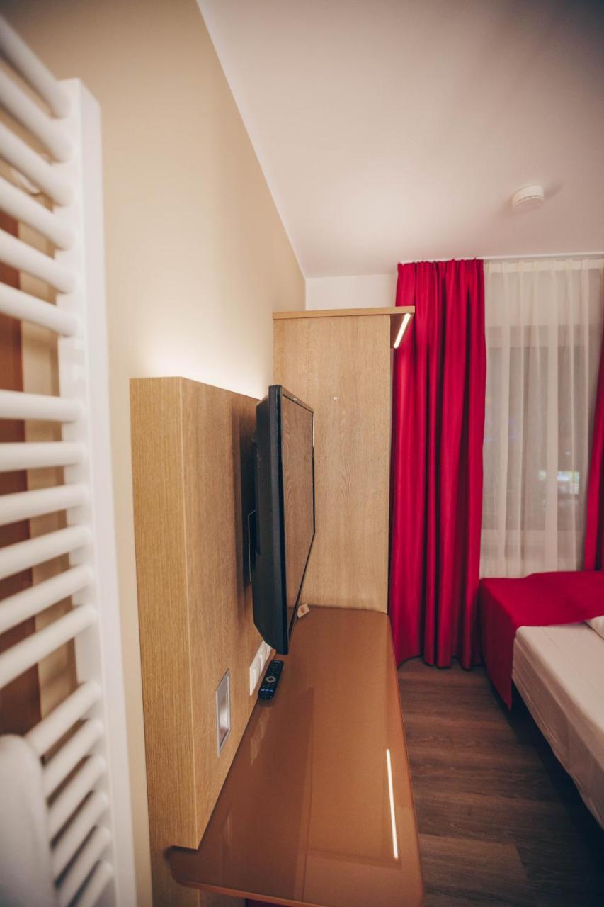 Hotel Luckys Inn هامبورغ المظهر الخارجي الصورة